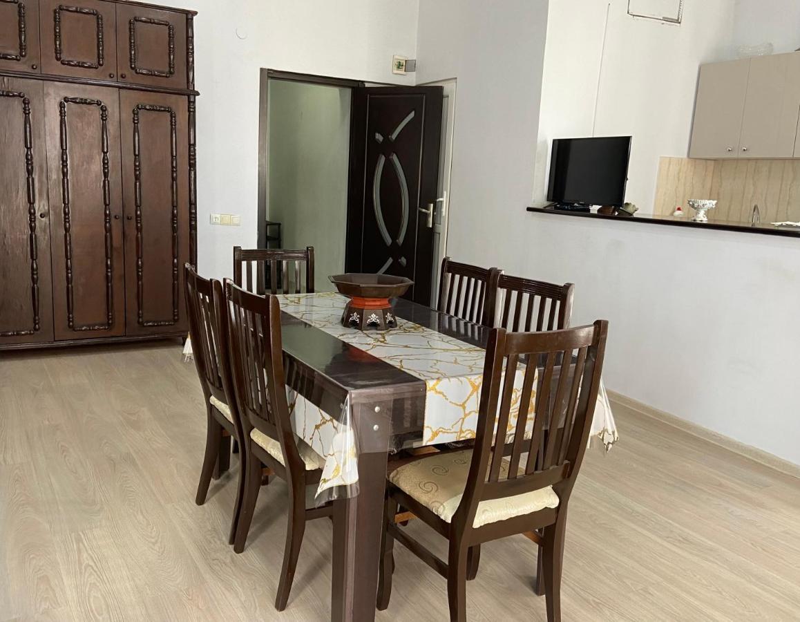 Apartment On Luka Asatiani 2 Batumi Ngoại thất bức ảnh