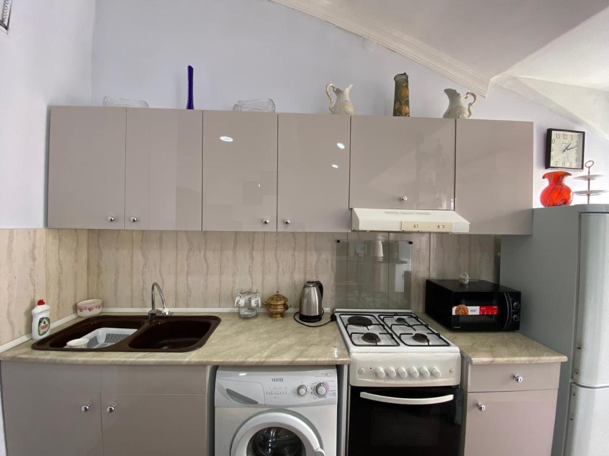 Apartment On Luka Asatiani 2 Batumi Ngoại thất bức ảnh