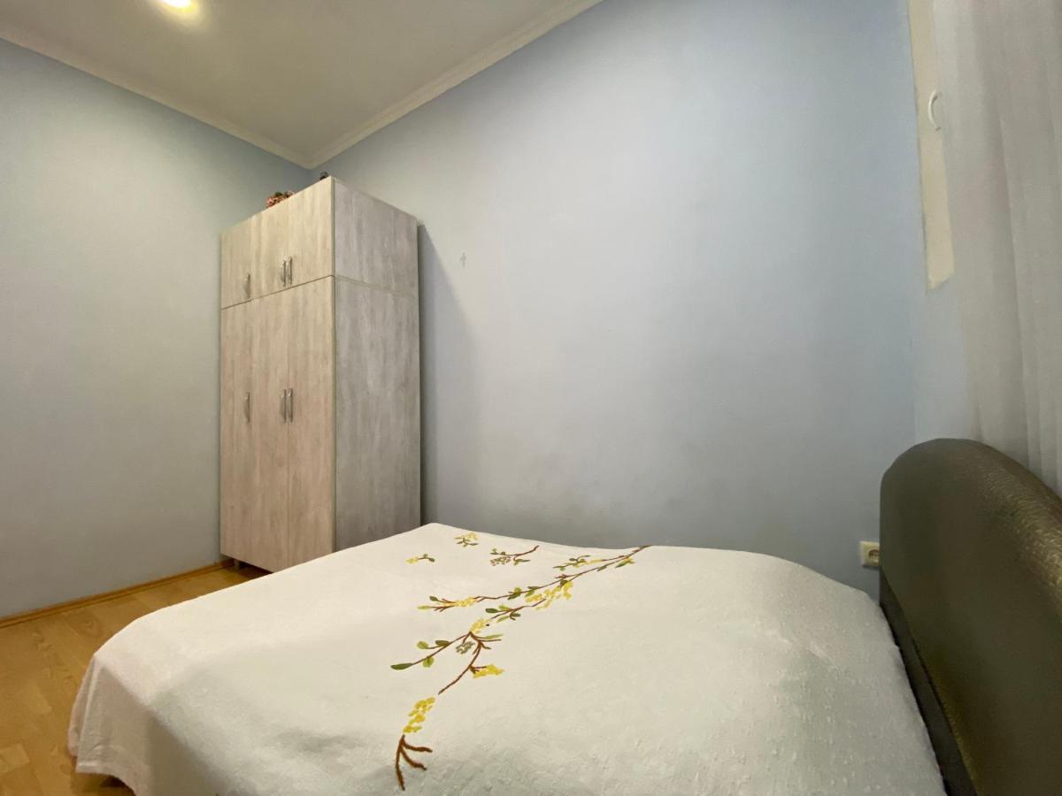 Apartment On Luka Asatiani 2 Batumi Ngoại thất bức ảnh